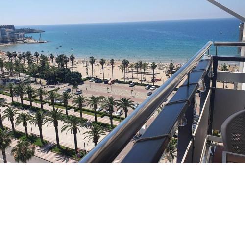 IMPRESIONANTES VISTA MAR SALOU-ESPACIO UNICO-WIFI