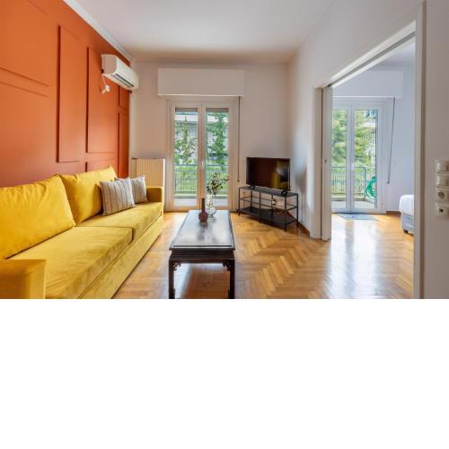 Impressive Minimal 2 bdrm next to Acropolis Museum