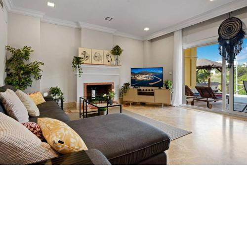 Incredible House in Santa Clara Golf w/ Parking