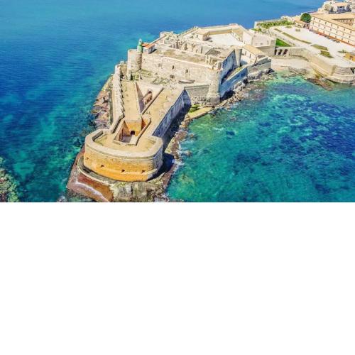 Independent Room near Ortigia Island