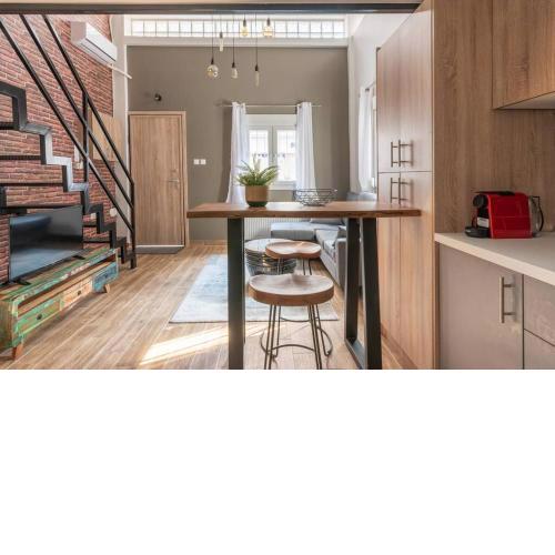 Industrial Loft near Seaside W 200Mbps