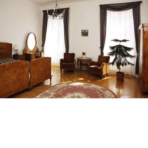 Inn Side Hotel Kalvin House