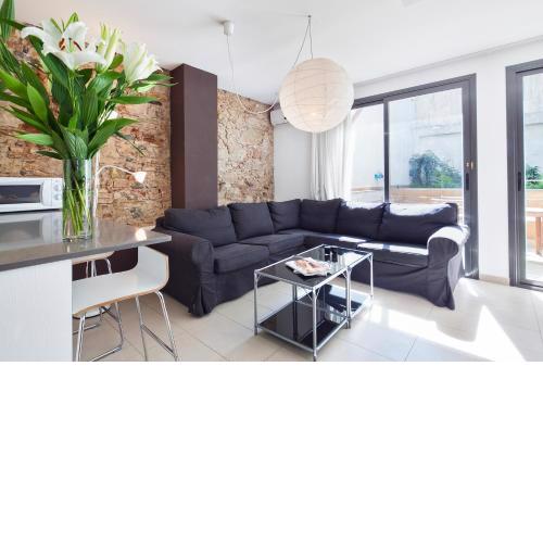 Inside Barcelona Apartments Sants