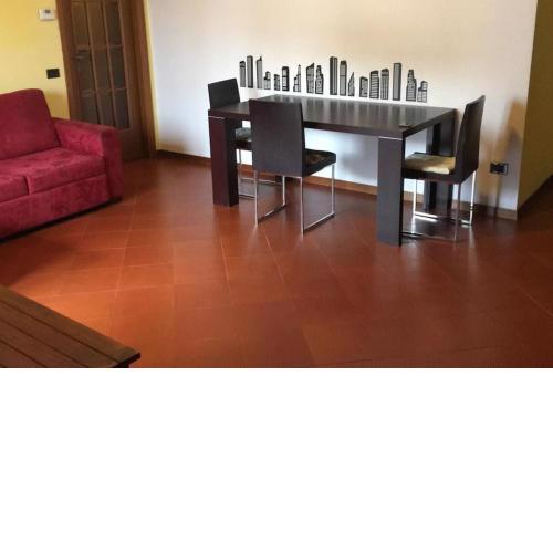 Intera casa, Prato centrale