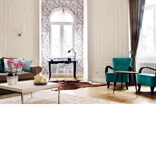 Interior Design Featured 2 Bedroom Flat - Central Budapest