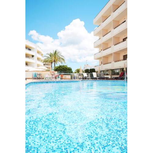 Invisa Hotel La Cala