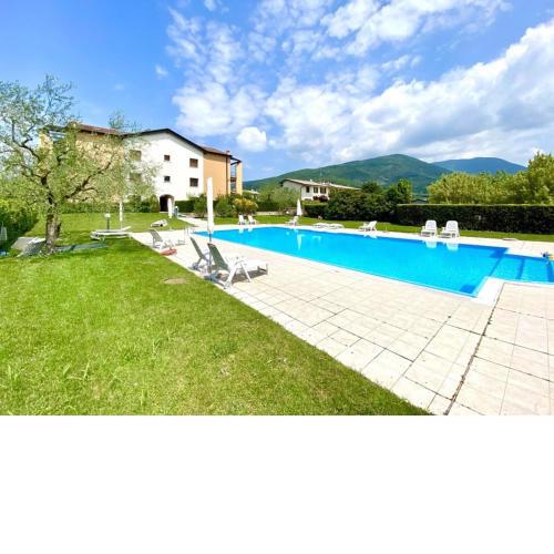 Inviting apartment in Giarole with garden