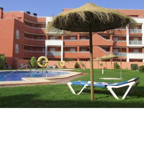 Inviting apartment in Roquetas de Mar with shared pool