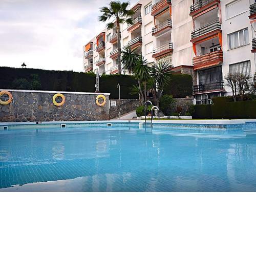 Inviting apartment in Torremolinos with shared pool