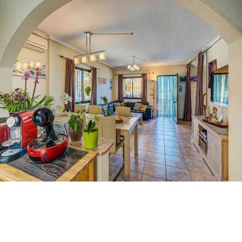 Inviting Holiday Home in Orihuela with Garden