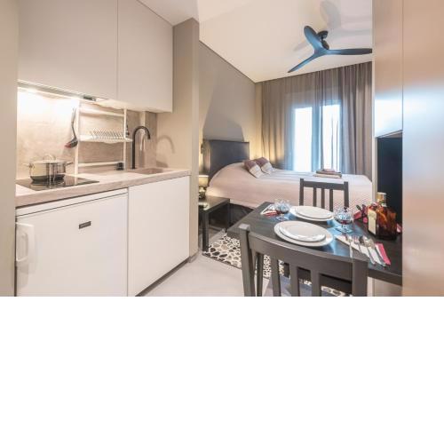 IONIA Luxury Suites B