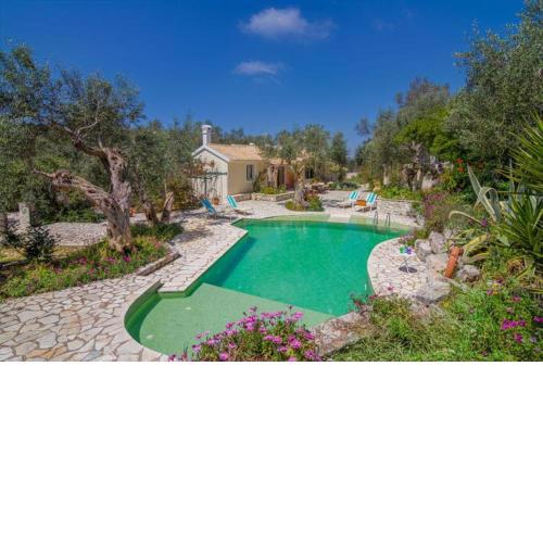 Irida Cottage
