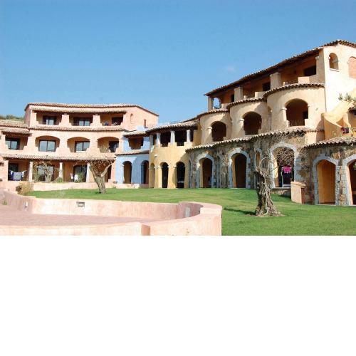 ISA-Residence with private beach in Marinella