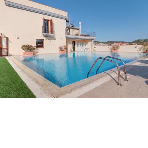 ISA-Residence with swimming-pool in Villasimius, apartments with air conditioning and private outdoor space