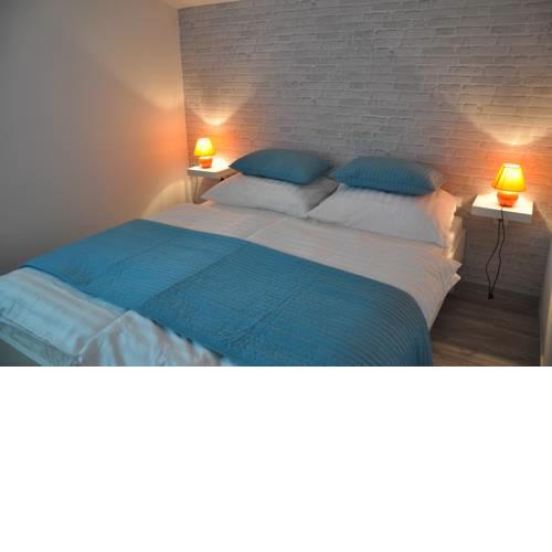 Isabella Rooms