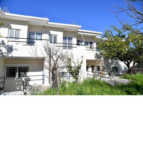 Iskas apartments