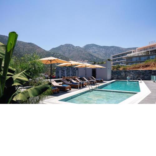 Isla Villas & Suites