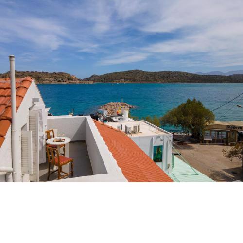 Island View House