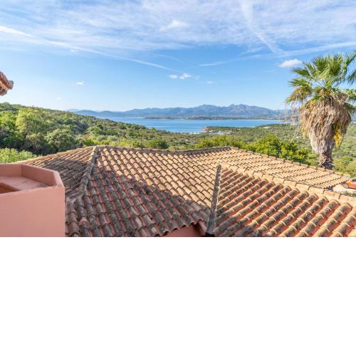ISS Travel, Panoramic Coda Cavallo Cottages - 10 km from San Teodoro