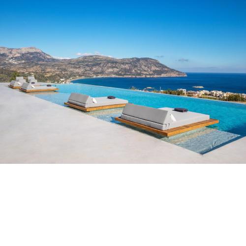 ISTIA LUXURY VILLAS