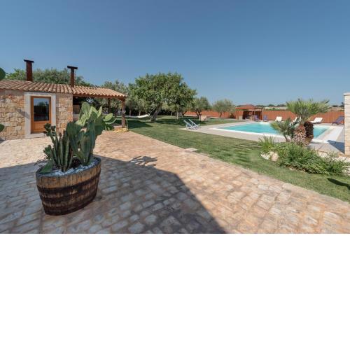 IsulaTravel - Casa Natia
