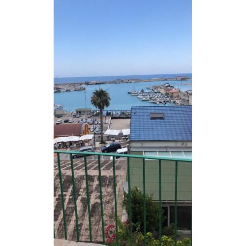 ITALY-HOUSE.COM Vittorio Emanuele III 14 Termoli Molise