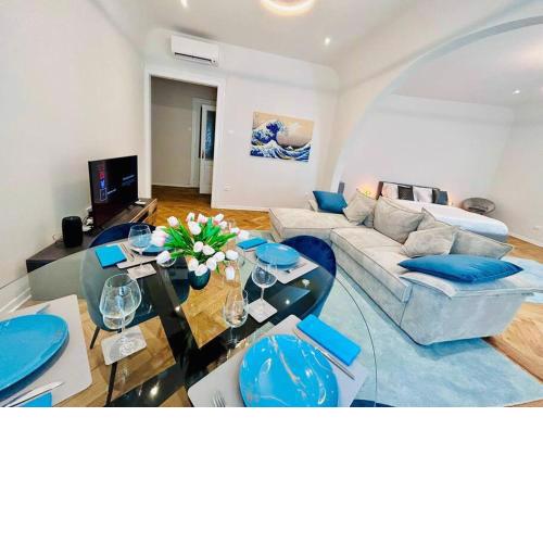 IVI - Boutique Home