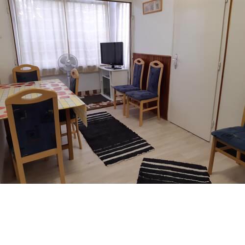 Iza Apartman