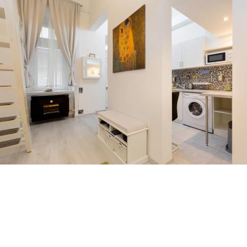 Izabella78 - Modern Studio