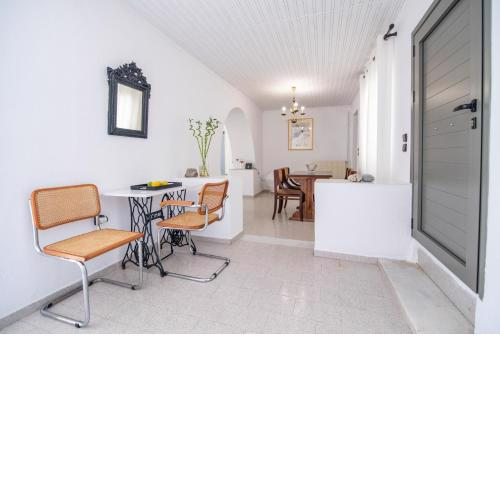 Izabella's House Naxos