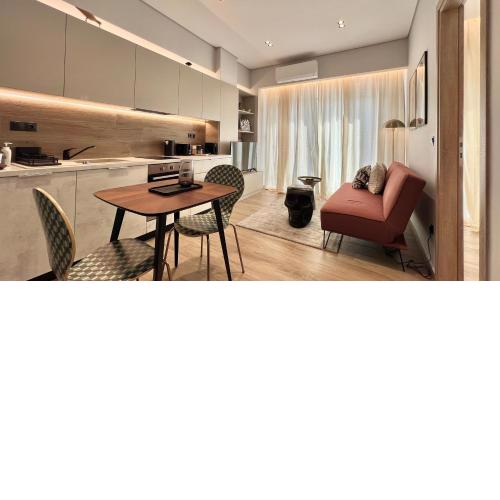 Jack, newly renovated stylish apartment in Athens