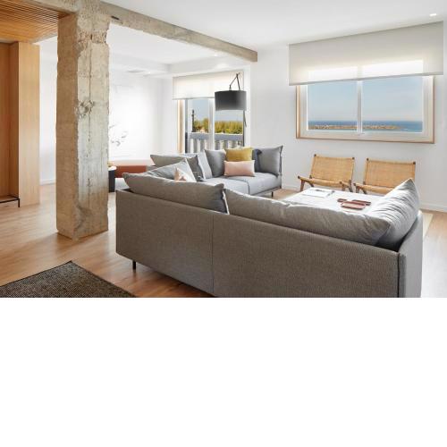 Jai Alai 54 by FeelFree Rentals