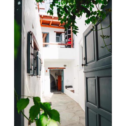 JAJA Studios Paros
