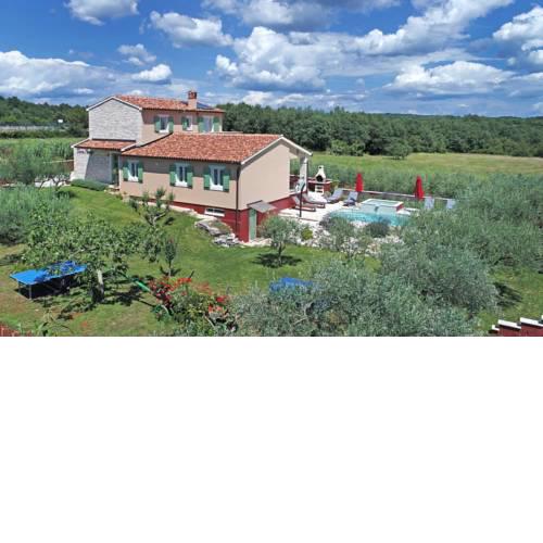 Jakici Villa Sleeps 6 Pool Air Con WiFi