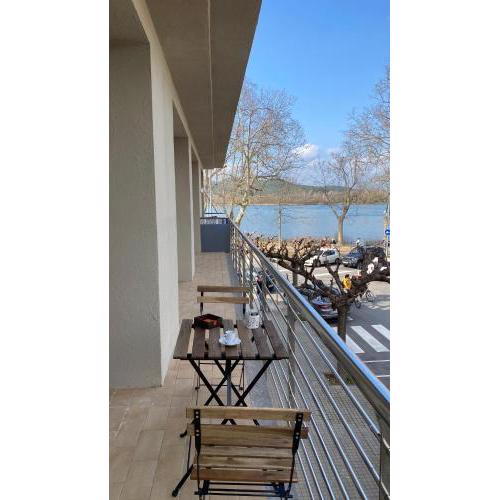 JASALPI único apartamento delante del Lago de Banyoles