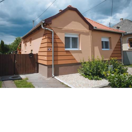 Jázmin Apartmanház