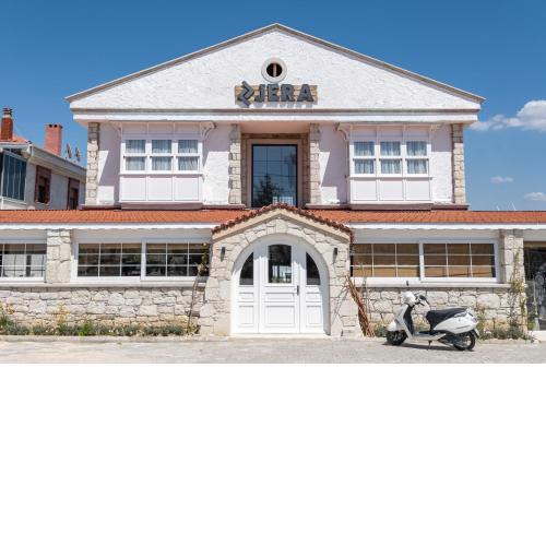 Jera Alaçatı