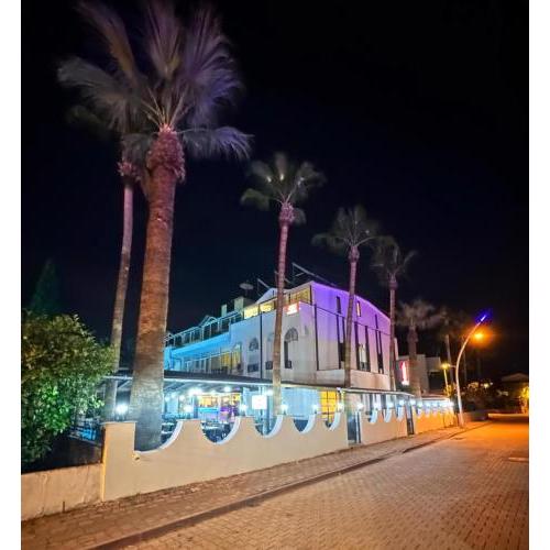 Jest Otel