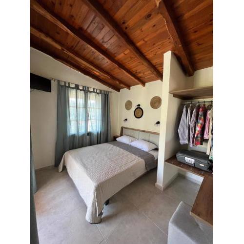 Jimmys Guest House Skiathos