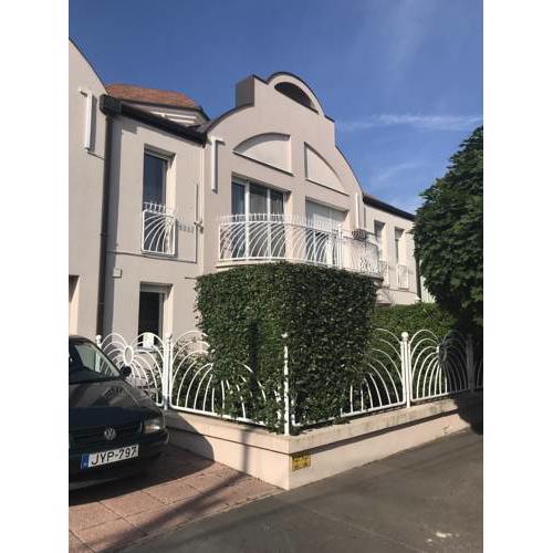 Jobb fasor 32. Apartman