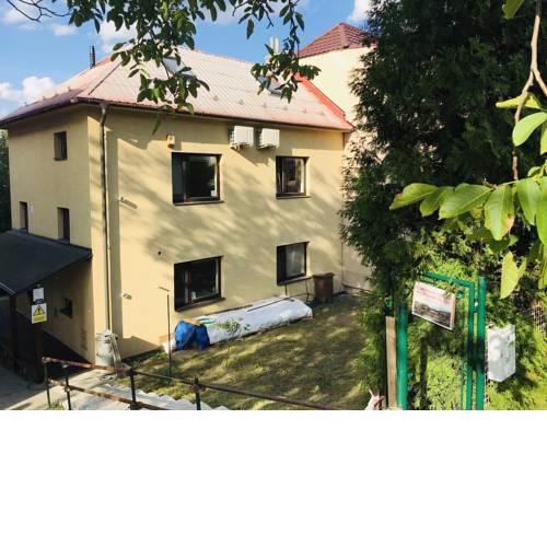 Johan B a B , House 167
