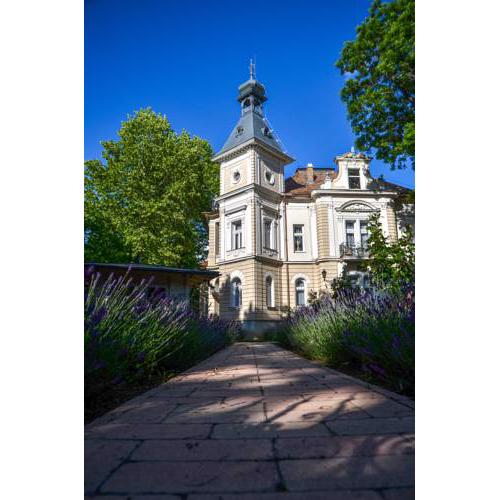 Jókai Villa