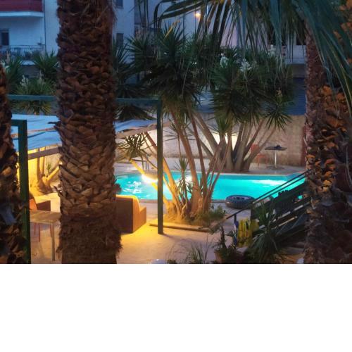 Joli Jardin