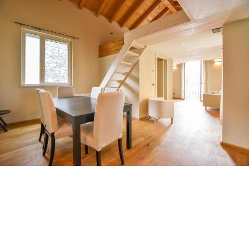 Jolie Maison