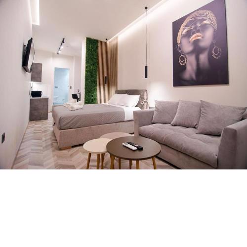 Joy's modern-chic home