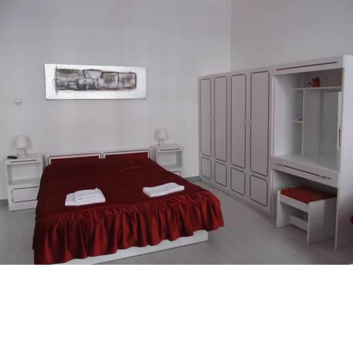 Julia Apartment