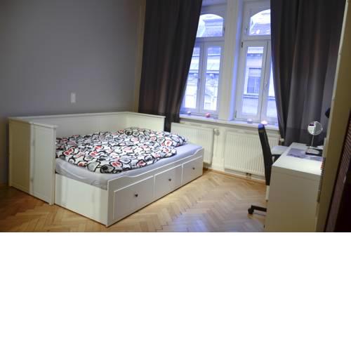 Julia's Room on Mariahilfer Street
