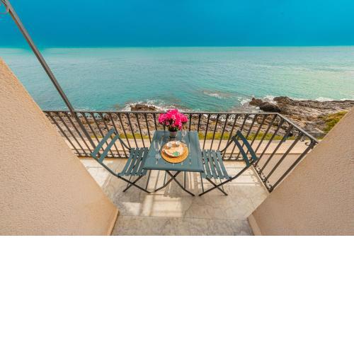 Jureka Sea View Apartment 2