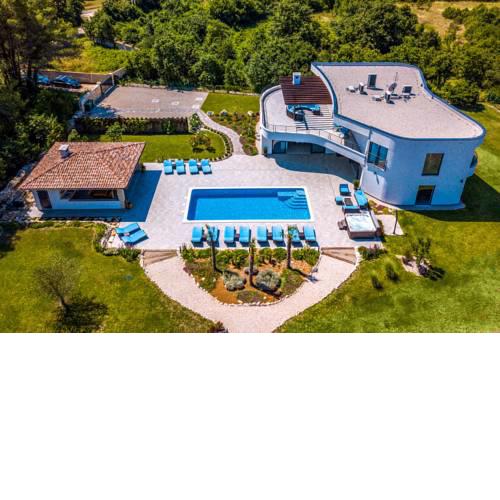 Jursici Villa Sleeps 14 Pool Air Con WiFi