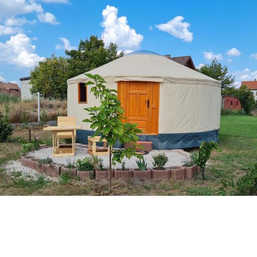 Jurtafarm Ráckeve - a nomád luxus